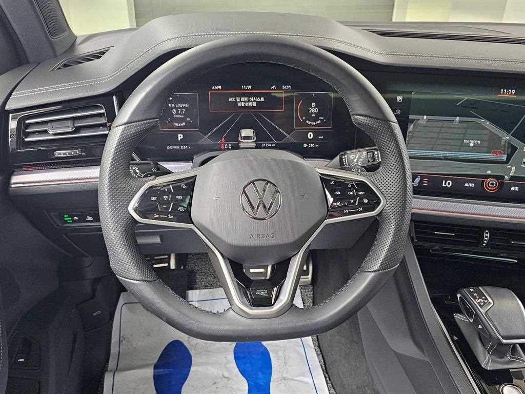 폭스바겐 투아렉 투아렉 3세대 3.0 TDI R라인 이미지 13