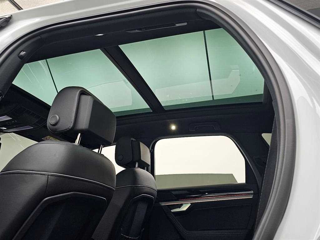 폭스바겐 투아렉 투아렉 3세대 3.0 TDI R라인 이미지 18