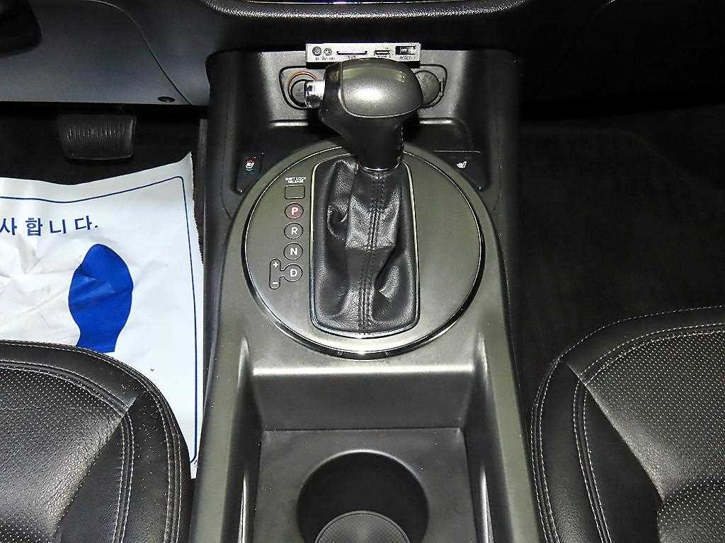 기아 스포티지 스포티지 R 2WD TLX 최고급형 이미지 12