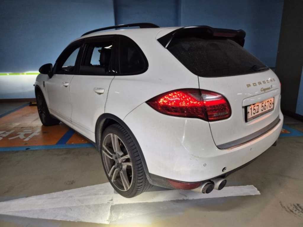 포르쉐 카이엔 뉴 카이엔 3.0 디젤 이미지 4