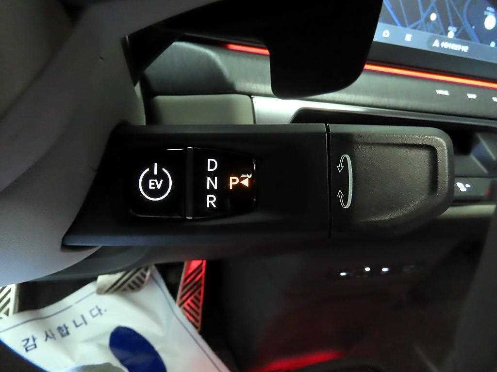 기아 EV9 롱레인지 4WD 어스 이미지 12
