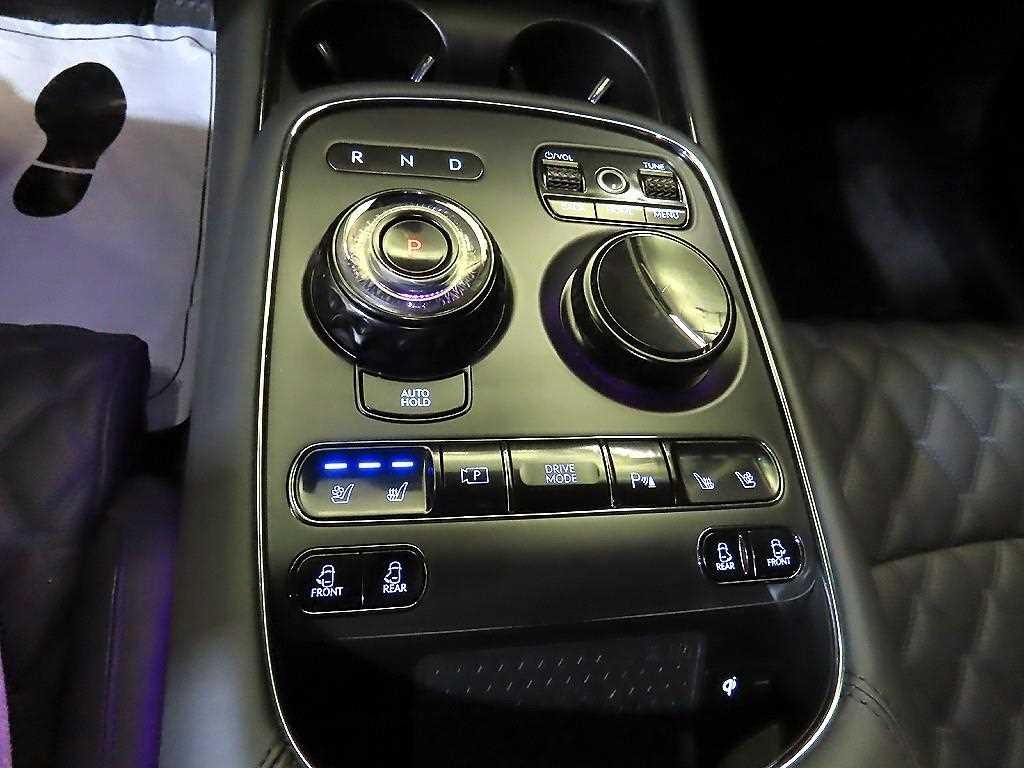 제네시스 G90 G90(RS4) 3.5T GDI e-S/C AWD 블랙 이미지 12