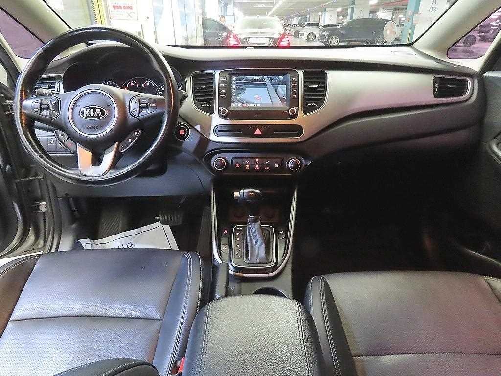 기아 카렌스 더뉴 카렌스 1.7 VGT 프레스트지 이미지 10