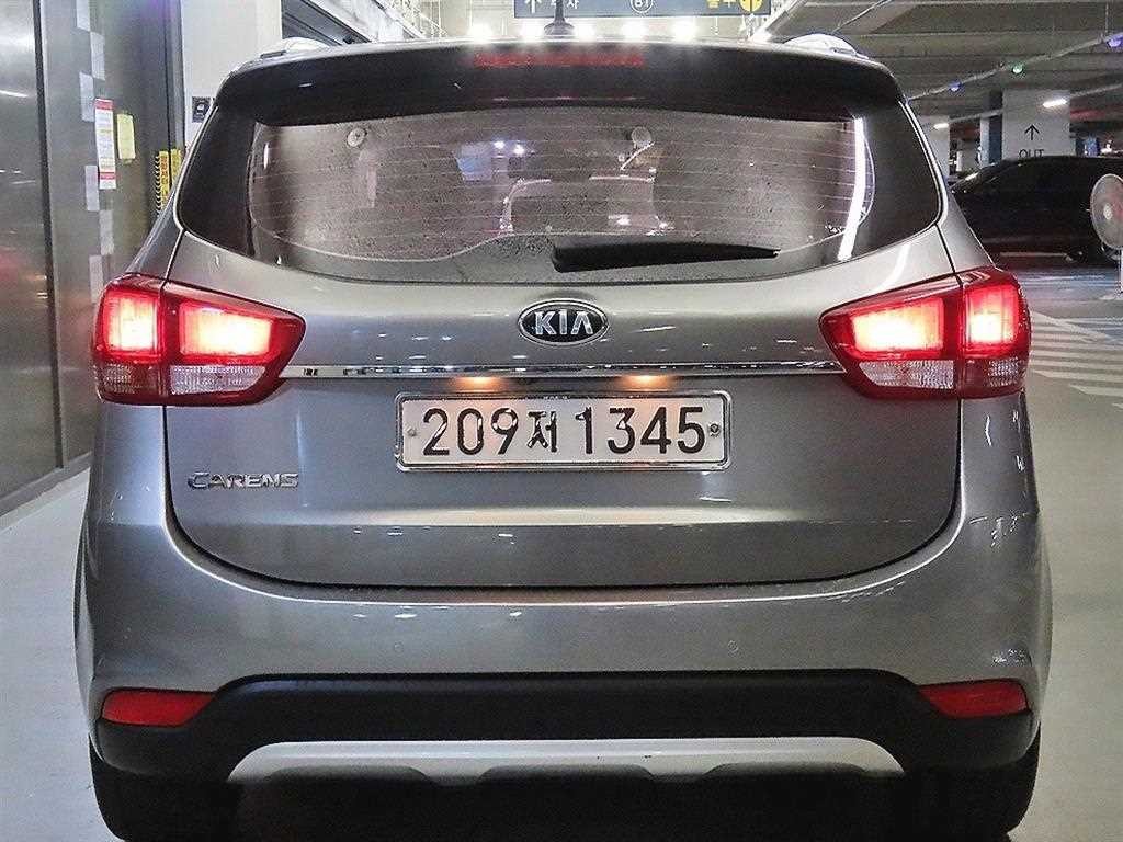 기아 카렌스 더뉴 카렌스 1.7 VGT 프레스트지 이미지 5