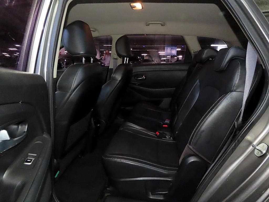 기아 카렌스 더뉴 카렌스 1.7 VGT 프레스트지 이미지 7