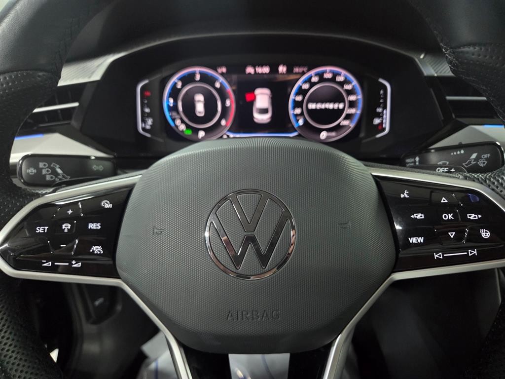 폭스바겐 아테온 2.0 TDI 프레스티지 이미지 11