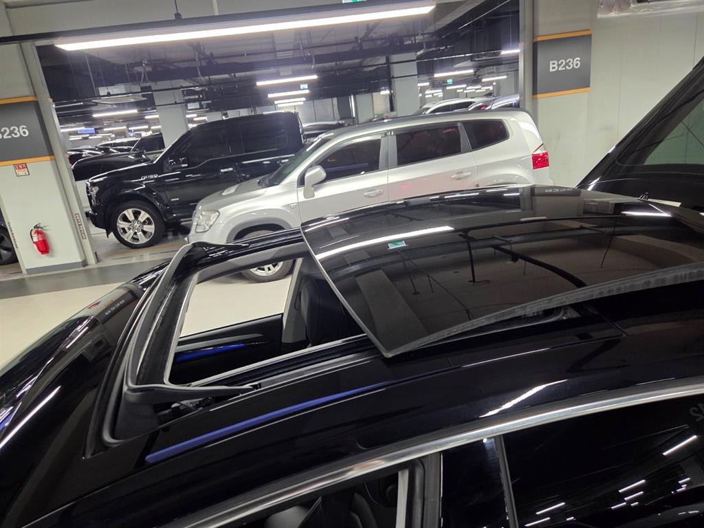 폭스바겐 아테온 2.0 TDI 프레스티지 이미지 15