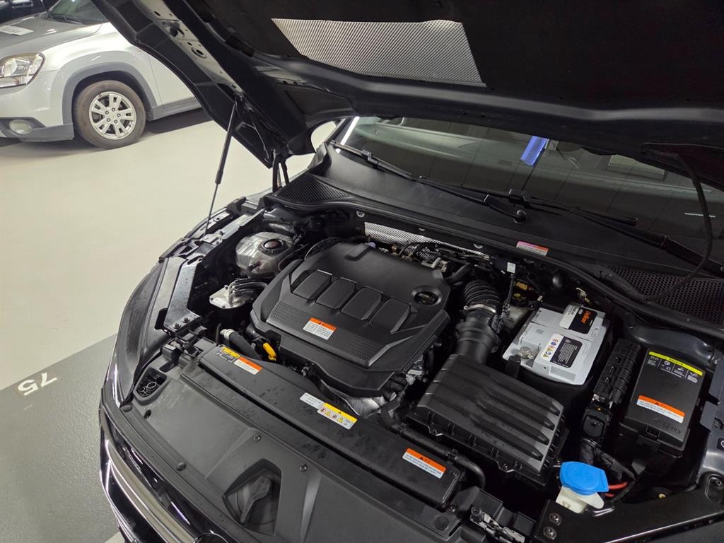 폭스바겐 아테온 2.0 TDI 프레스티지 이미지 17