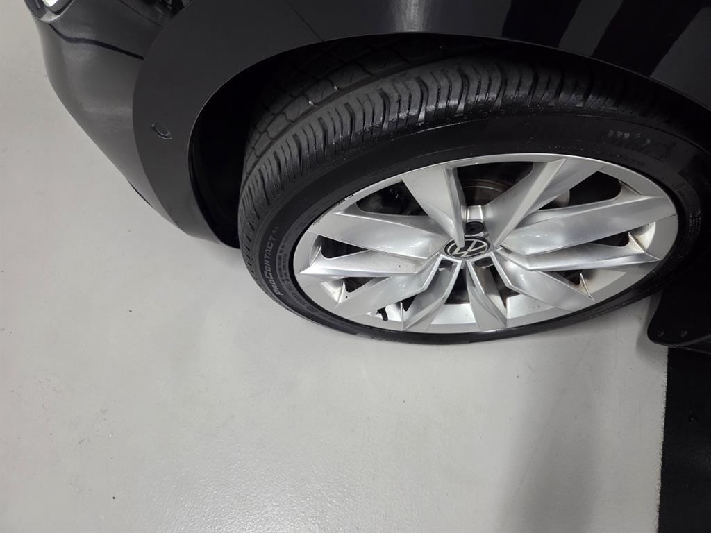 폭스바겐 아테온 2.0 TDI 프레스티지 이미지 18