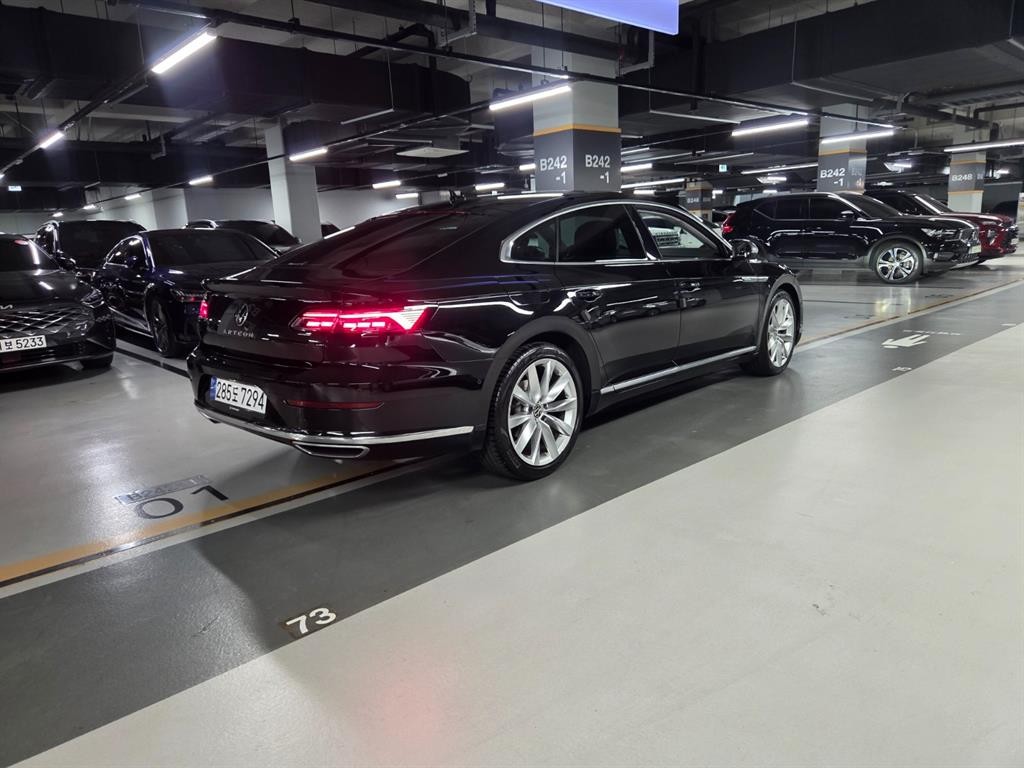 폭스바겐 아테온 2.0 TDI 프레스티지 이미지 3