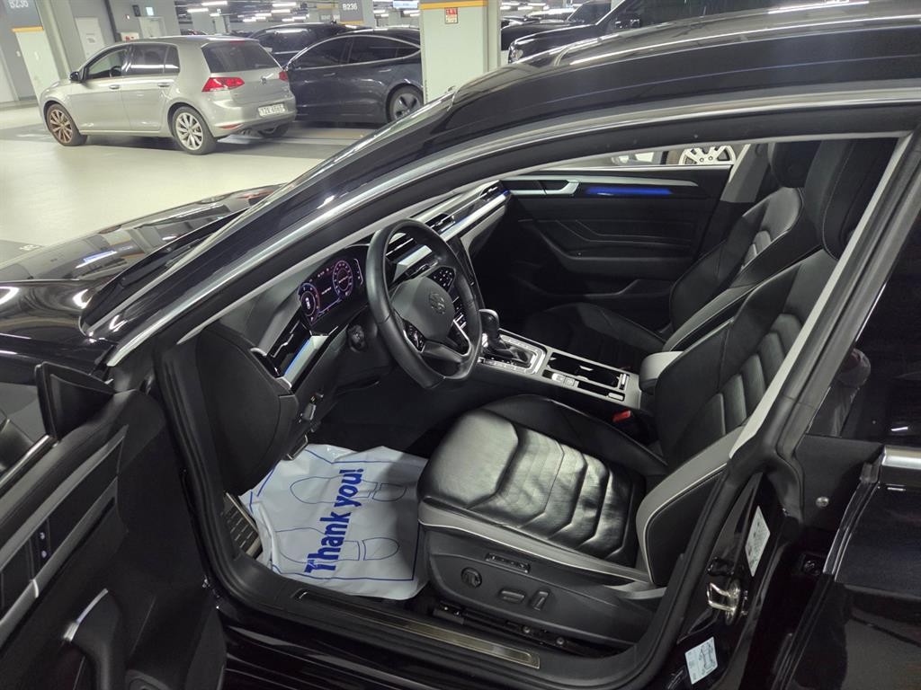 폭스바겐 아테온 2.0 TDI 프레스티지 이미지 5
