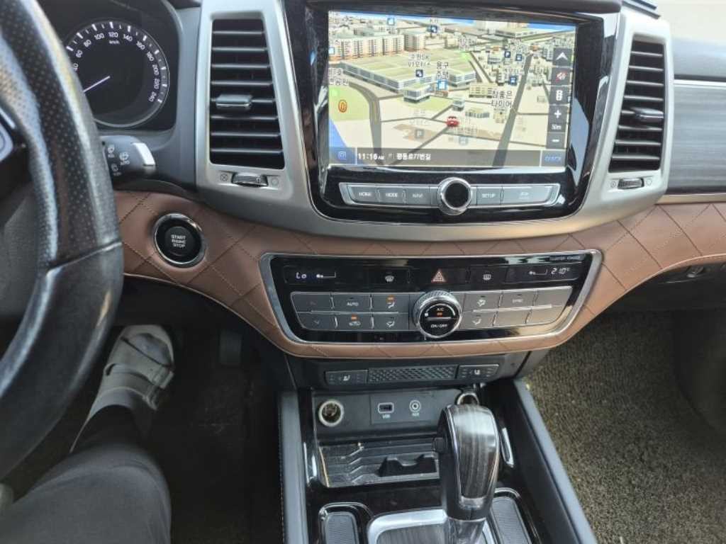 KG모빌리티(쌍용) 렉스턴 G4렉스턴 디젤 2.2 4WD 헤리티지 이미지 3