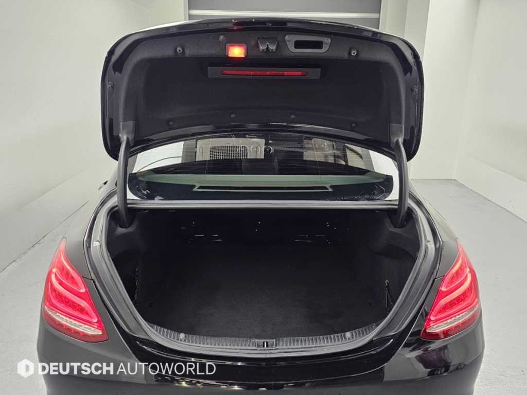 벤츠 C 클래스 C클래스 W205 C200 이미지 19