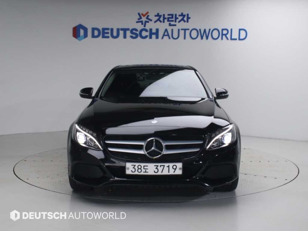 벤츠 C 클래스 C클래스 W205 C200 이미지 3