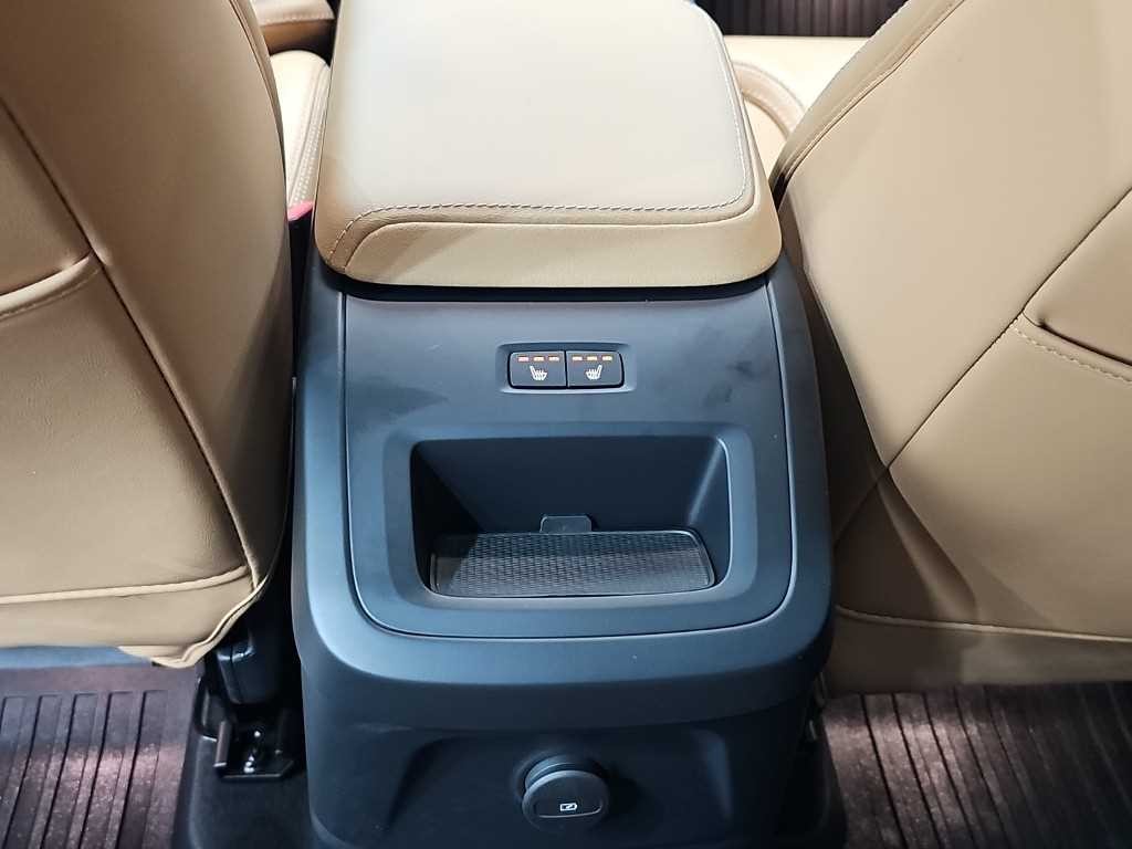 볼보 XC60 XC60(2세대) T8 AWD 얼티메이트 브라이트 이미지 13