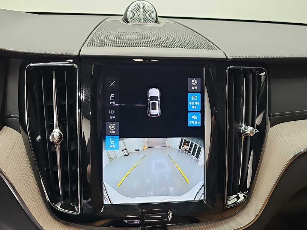 볼보 XC60 XC60(2세대) T8 AWD 얼티메이트 브라이트 이미지 16