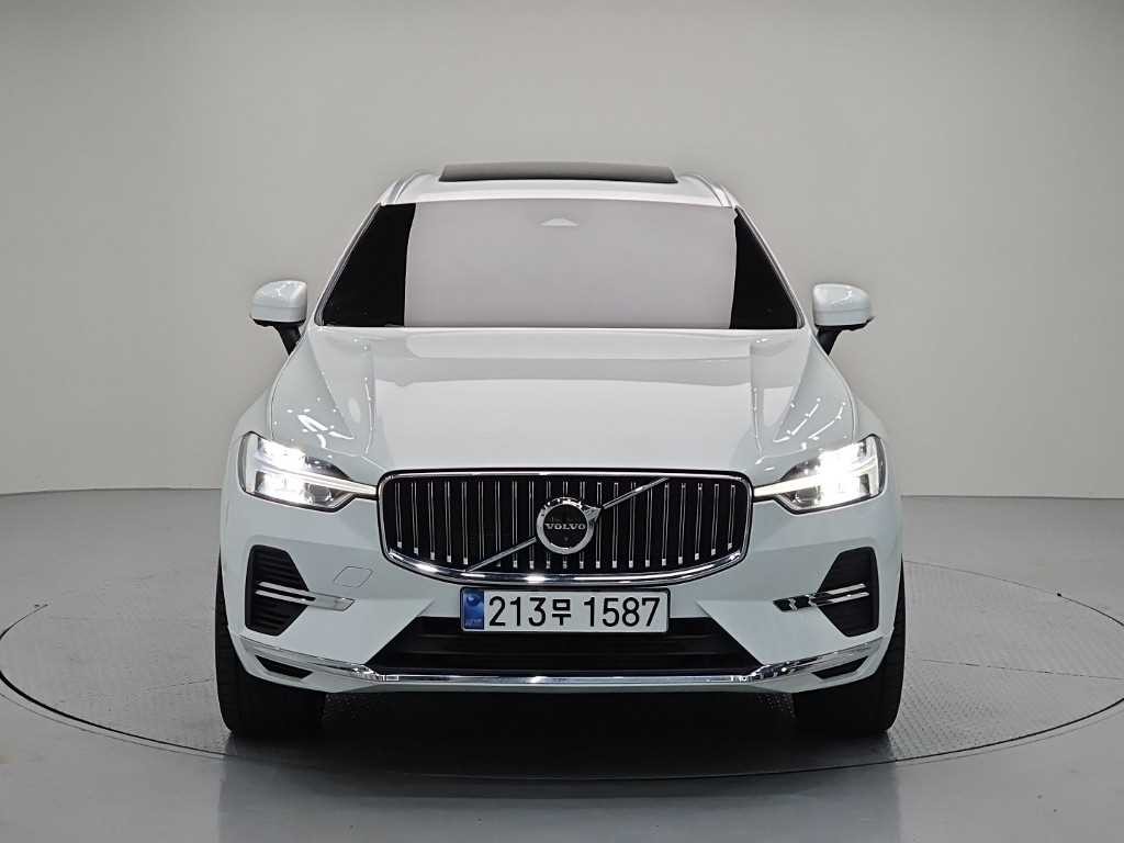 볼보 XC60 XC60(2세대) T8 AWD 얼티메이트 브라이트 이미지 2