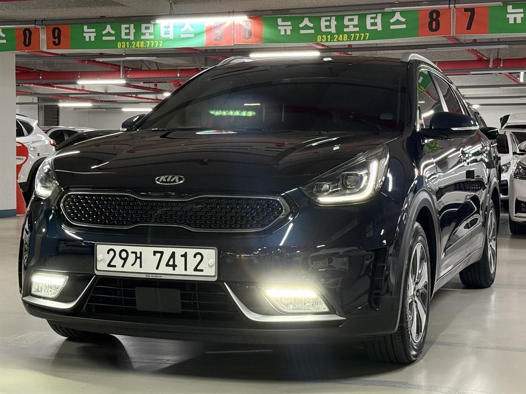 기아 니로 1.6 하이브리드 노블레스 이미지 1