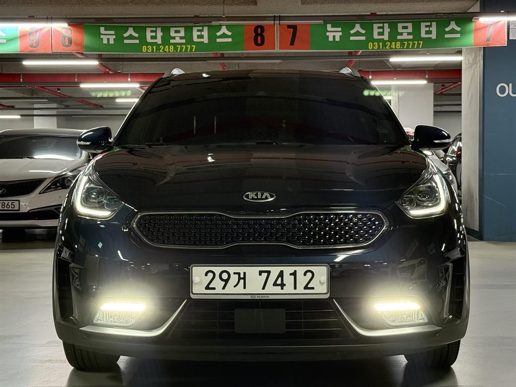 기아 니로 1.6 하이브리드 노블레스 이미지 2
