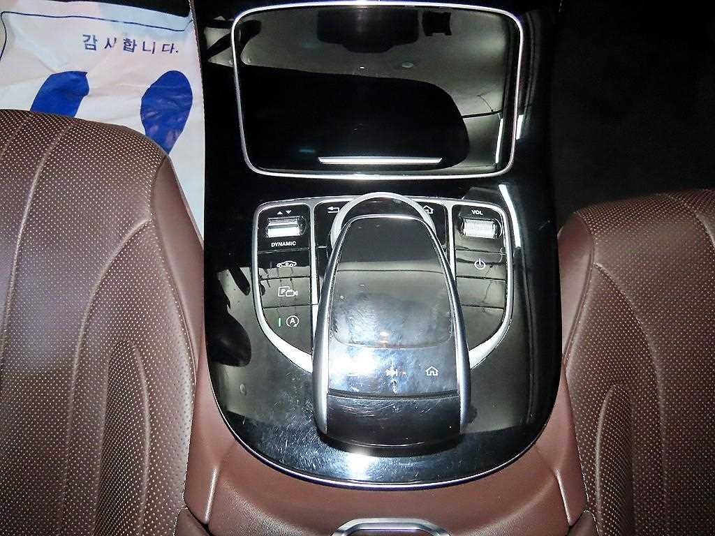 벤츠 CLS 클래스 CLS클래스 C257 CLS 400d 4MATIC AMG Line 이미지 12