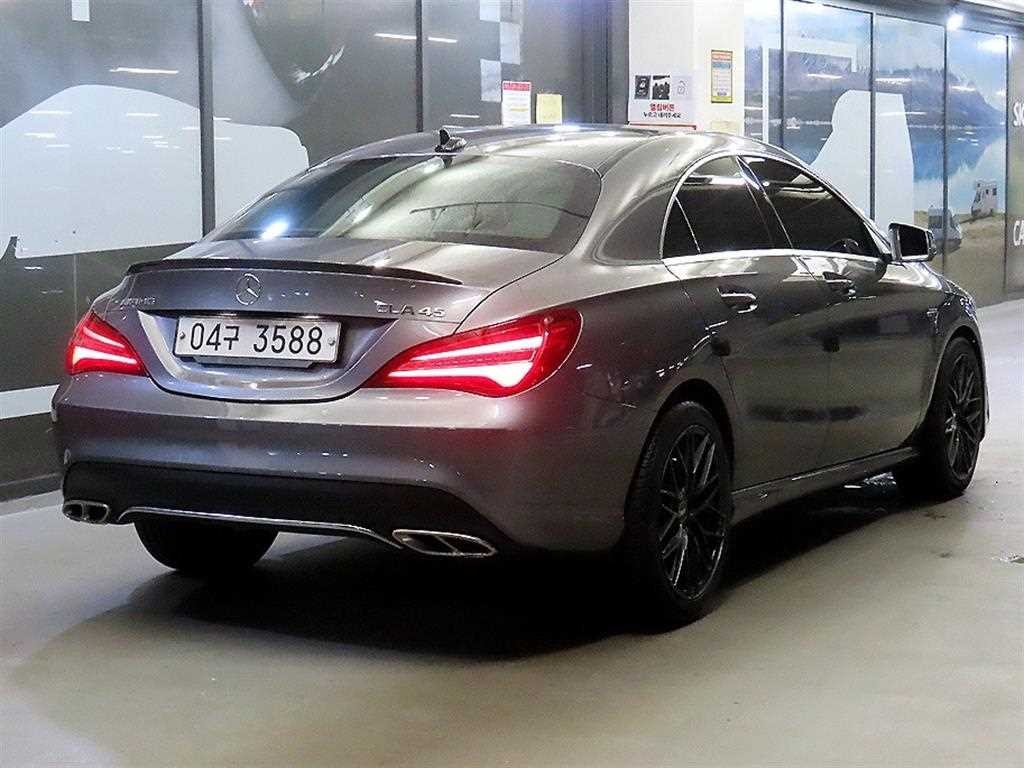 벤츠 CLA 클래스 CLA클래스 CLA 250 4MATIC 이미지 4