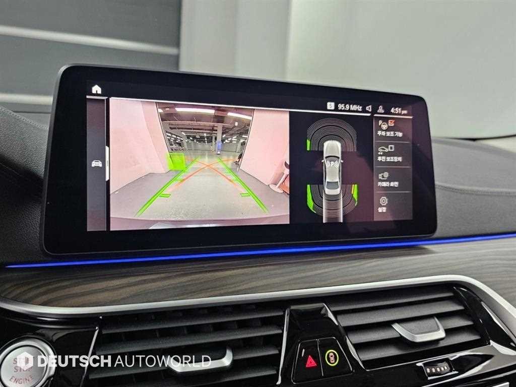 BMW 5시리즈 5시리즈 (G30) 530i xDrive 럭셔리 이미지 15