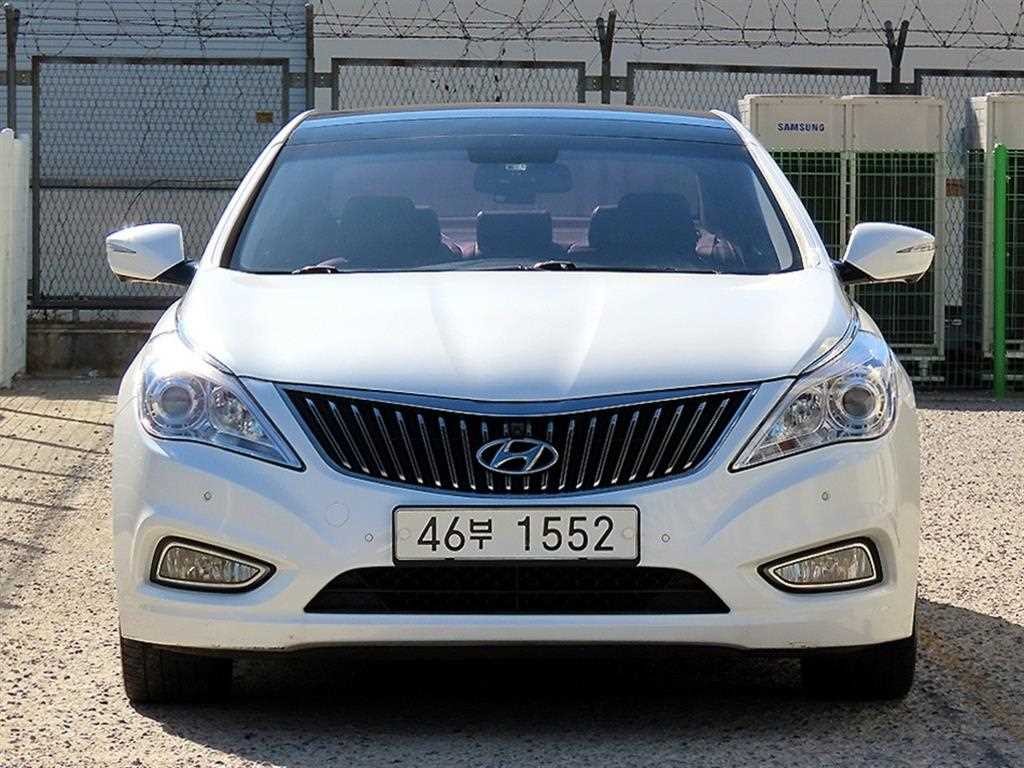 현대 그랜저 그랜저 HG HG300 PREMIUM 이미지 2