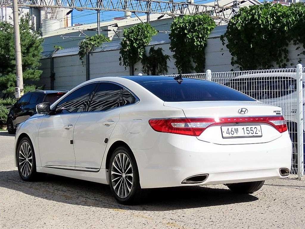 현대 그랜저 그랜저 HG HG300 PREMIUM 이미지 3