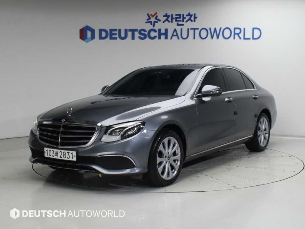 벤츠 E 클래스 E-클래스 W213 E220d 익스클루시브 이미지 1
