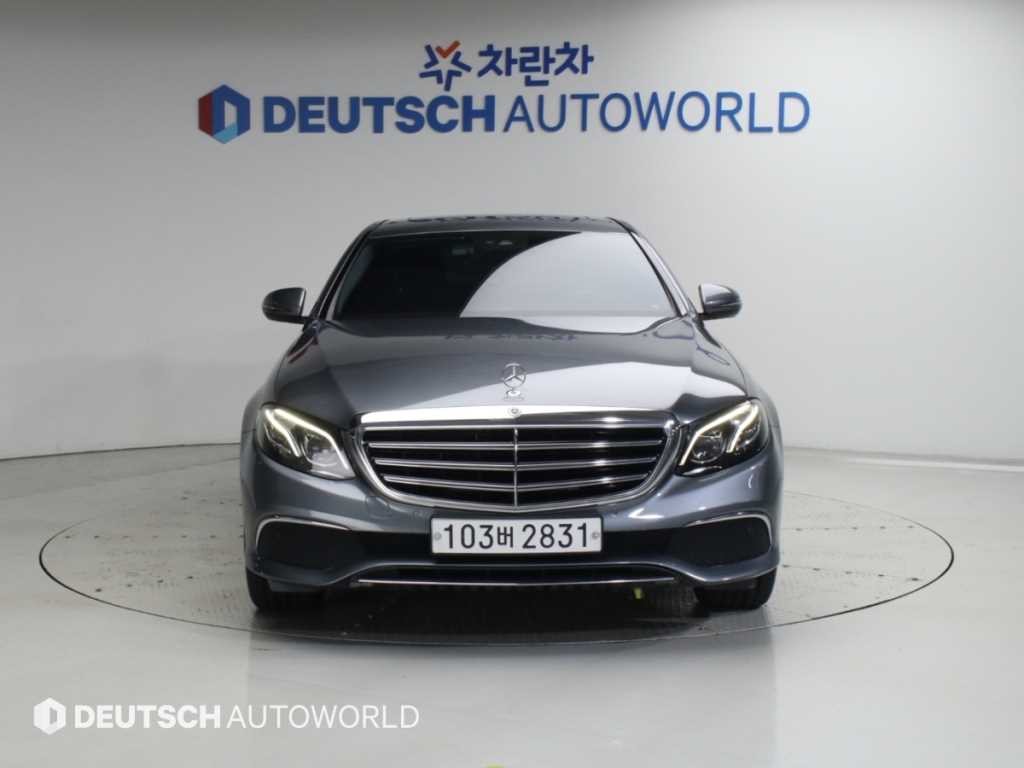벤츠 E 클래스 E-클래스 W213 E220d 익스클루시브 이미지 3