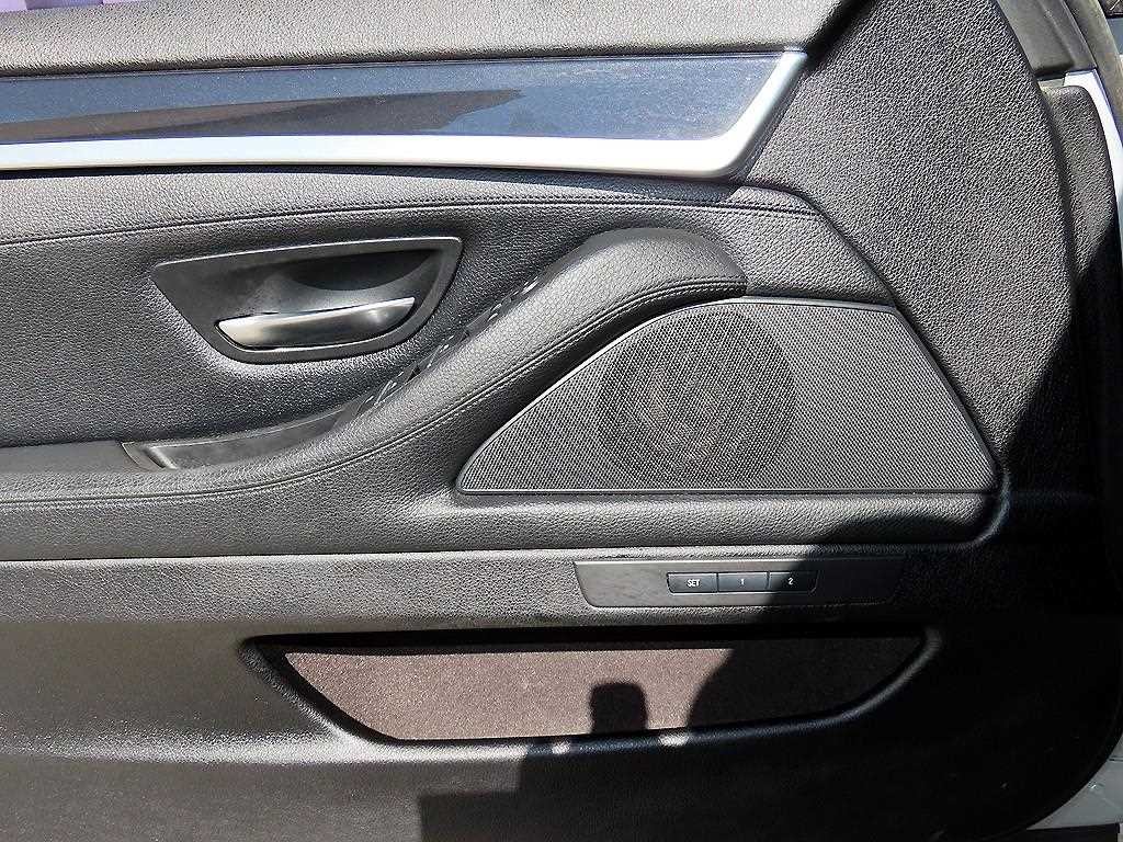 BMW 5시리즈 5시리즈 (F10) 520d 이미지 12