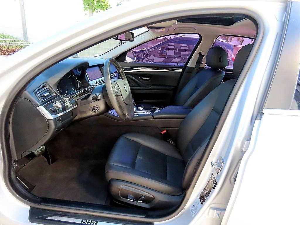 BMW 5시리즈 5시리즈 (F10) 520d 이미지 5