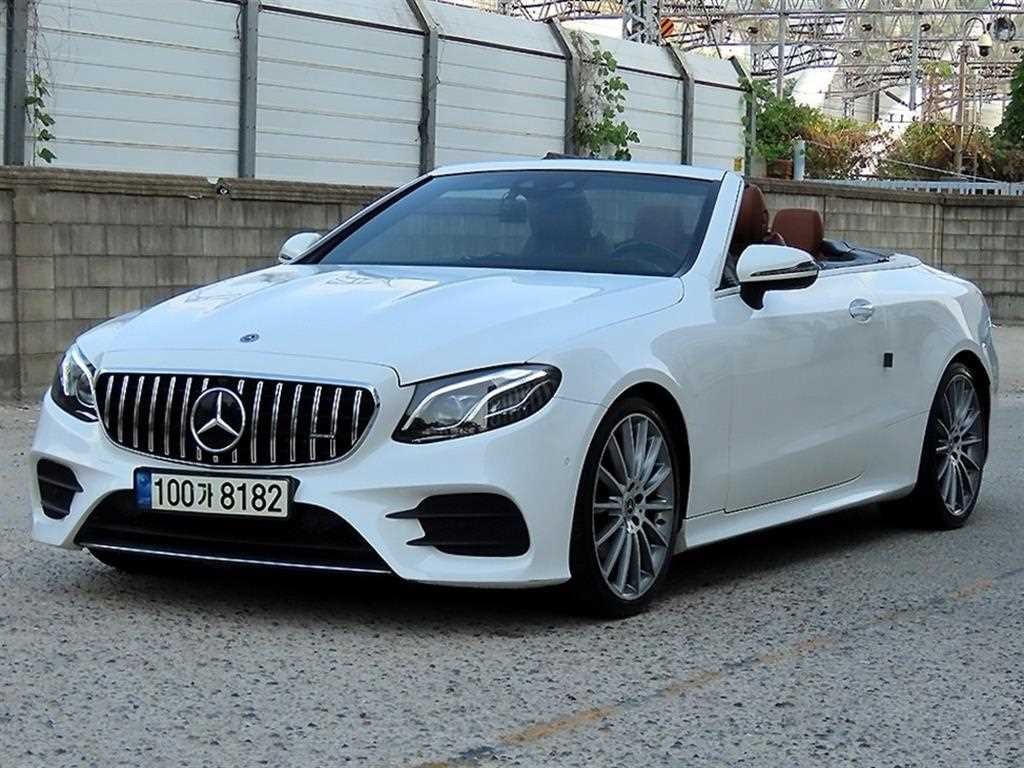 벤츠 E 클래스 E-클래스 W213 E220d 카브리올레 이미지 2