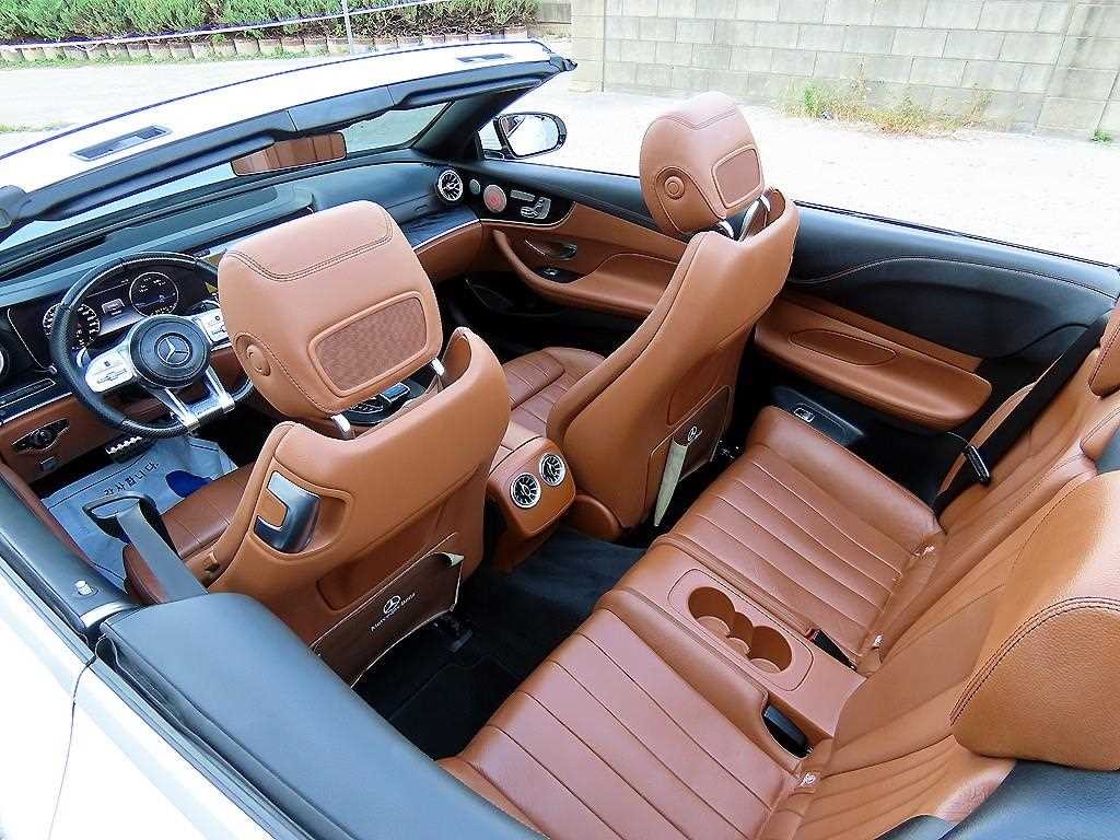 벤츠 E 클래스 E-클래스 W213 E220d 카브리올레 이미지 9