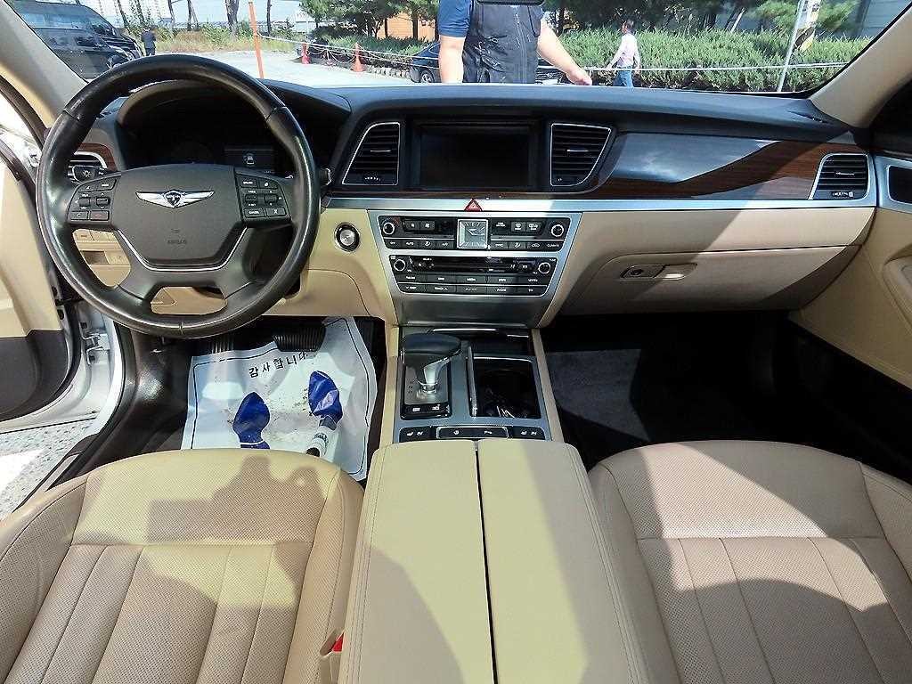 제네시스 G80 3.3 GDI AWD 럭셔리 이미지 7