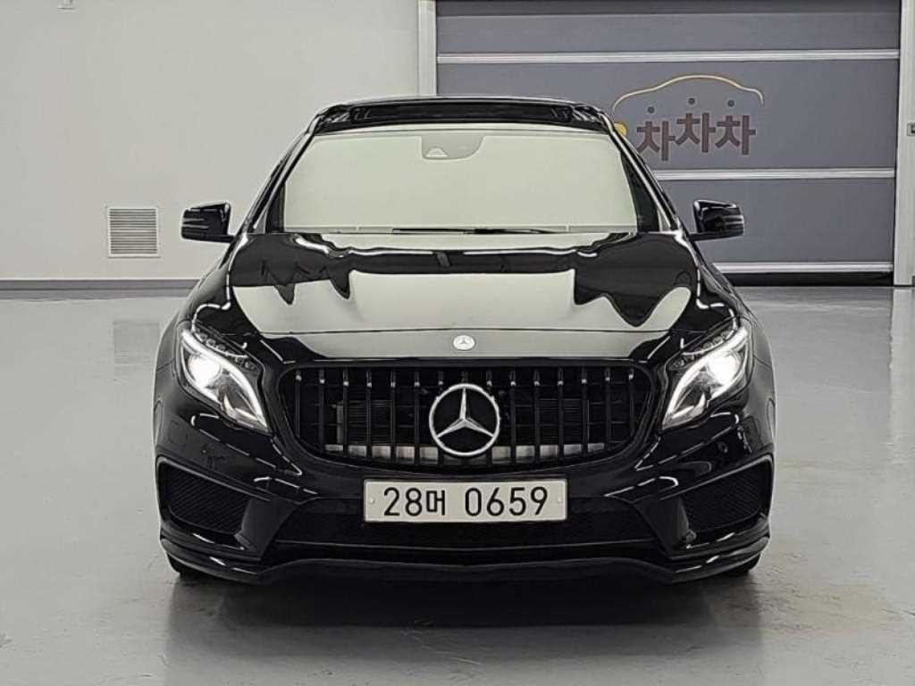 벤츠 GLA 클래스 GLA클래스 X156 GLA45 AMG 4MATIC 이미지 2