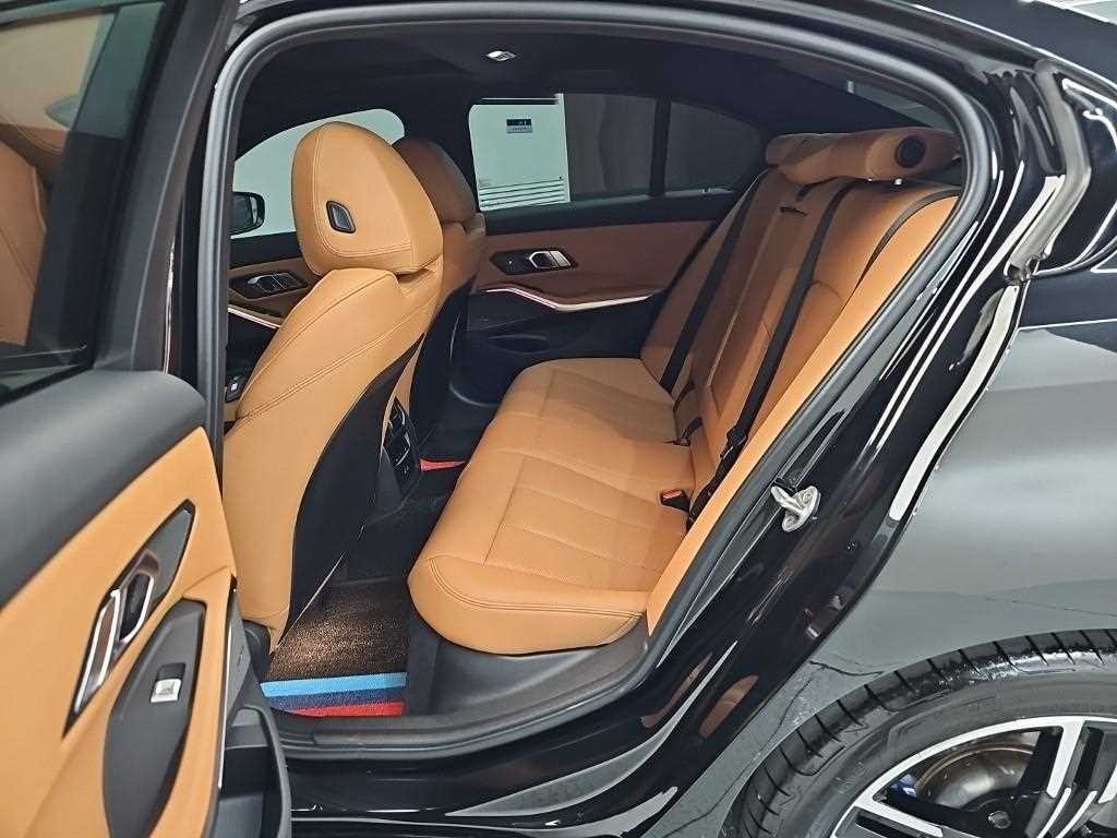BMW 3시리즈 3시리즈 (G20) 320i M 스포츠 이미지 13