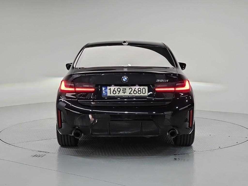 BMW 3시리즈 3시리즈 (G20) 320i M 스포츠 이미지 2
