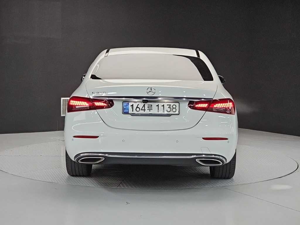 벤츠 E 클래스 E-클래스 W213 E250 아방가르드 이미지 3