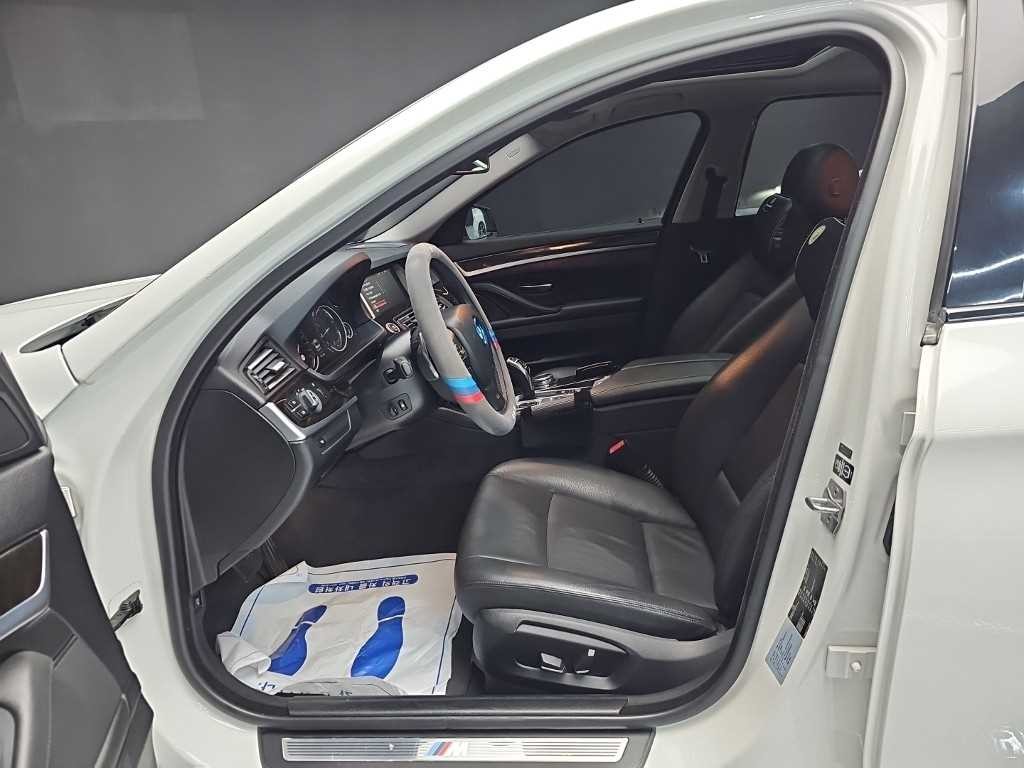 BMW 5시리즈 5시리즈 (F10) 528i M 에어로 다이나믹 이미지 11