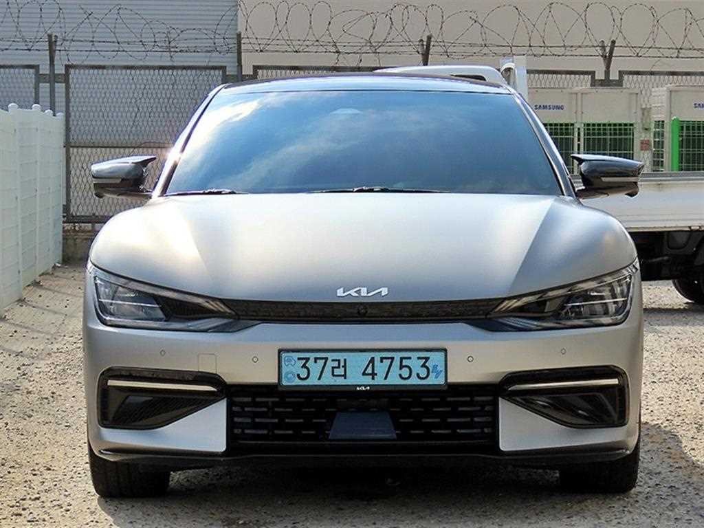 기아 EV6 롱레인지 GT Line 이미지 2