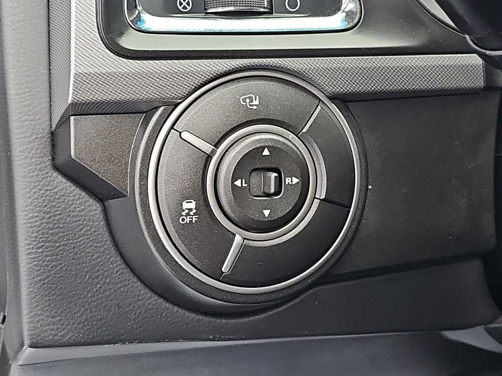 KG모빌리티(쌍용) 코란도 더뉴코란도스포츠 CX5(2WD) 클럽 이미지 17
