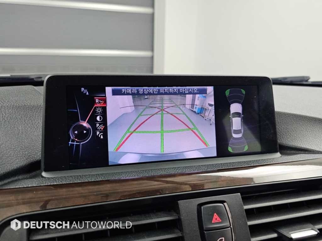BMW 3시리즈 3시리즈 (F30) 320d 이미지 15