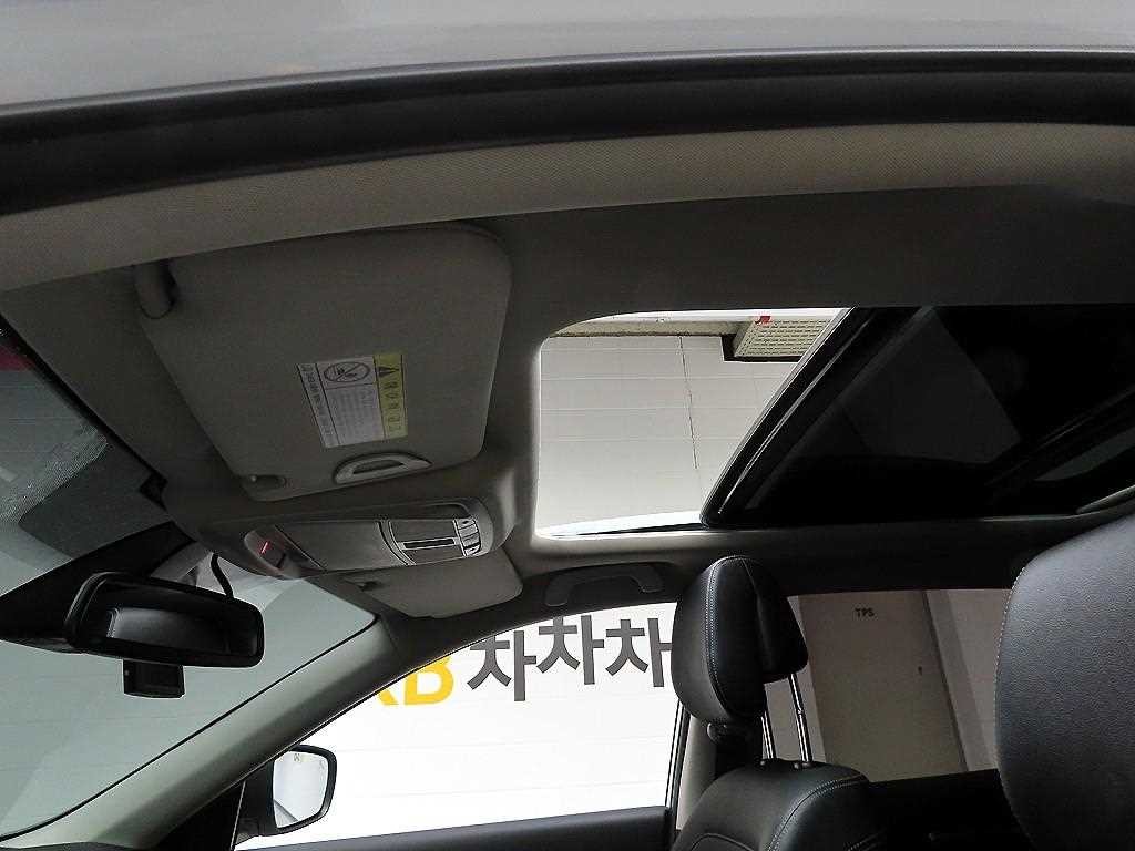 르노코리아(삼성) QM6 더뉴QM6 2.0 LPe RE 시그니처 2WD 이미지 16