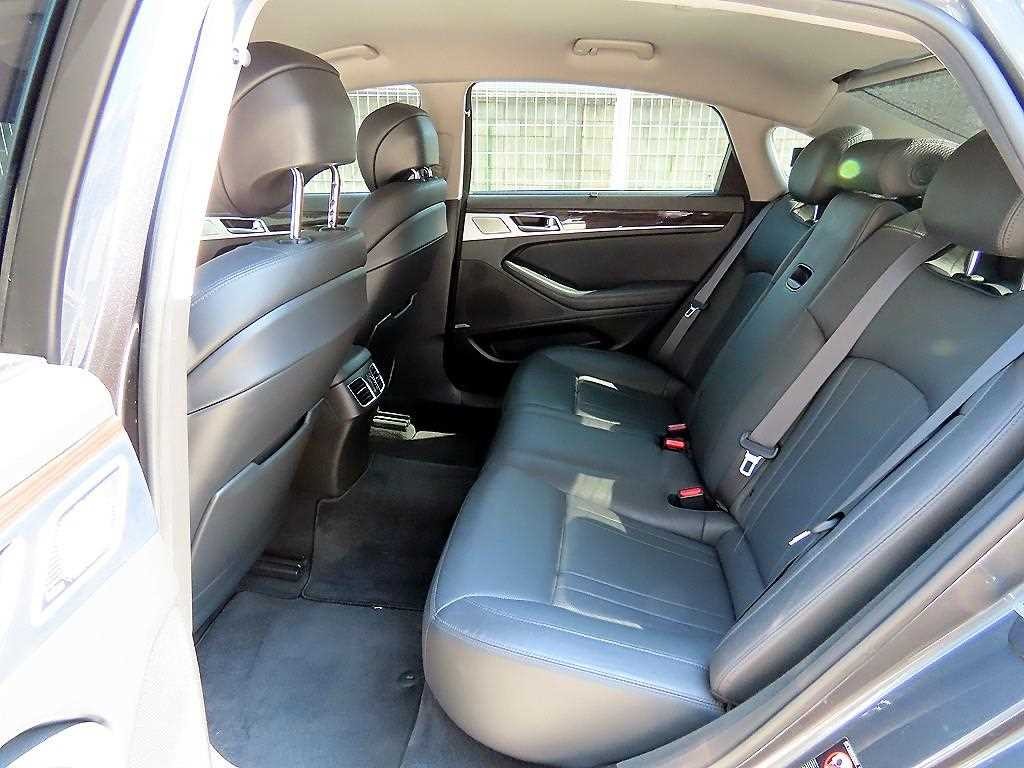 제네시스 G80 3.3 GDI AWD 프리미엄 럭셔리 이미지 6