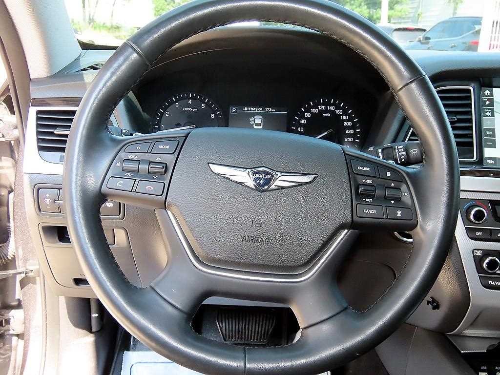 제네시스 G80 3.3 GDI AWD 프리미엄 럭셔리 이미지 8