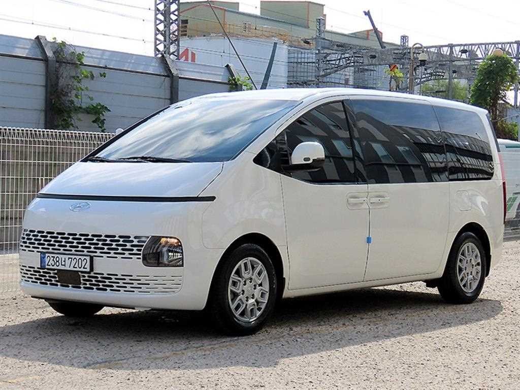 현대 스타리아 2WD 디젤 투어러 모던 이미지 2