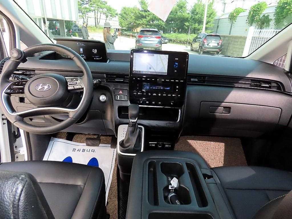 현대 스타리아 2WD 디젤 투어러 모던 이미지 8