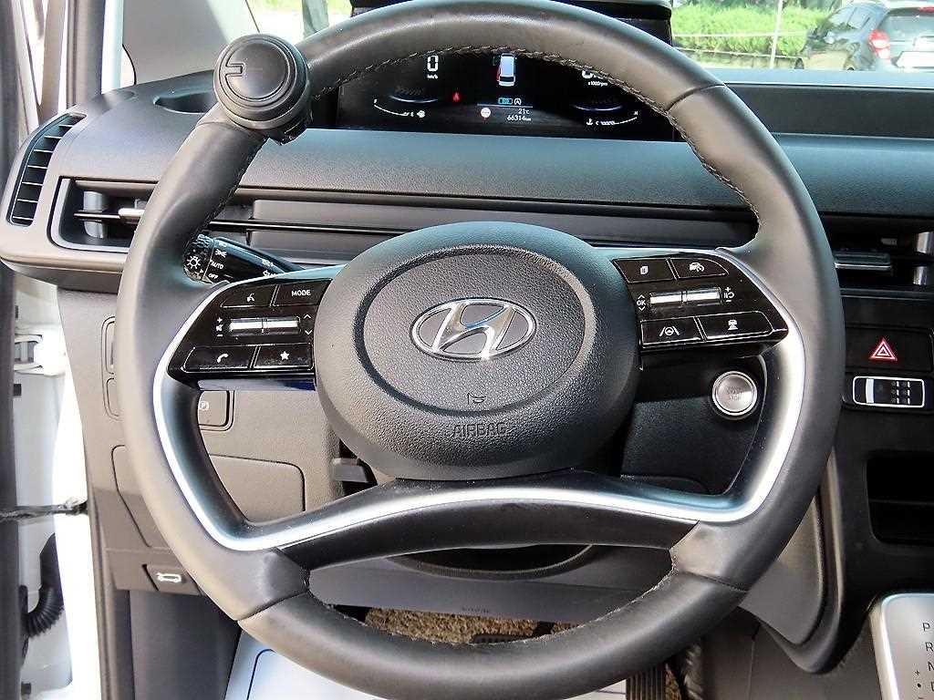 현대 스타리아 2WD 디젤 투어러 모던 이미지 9