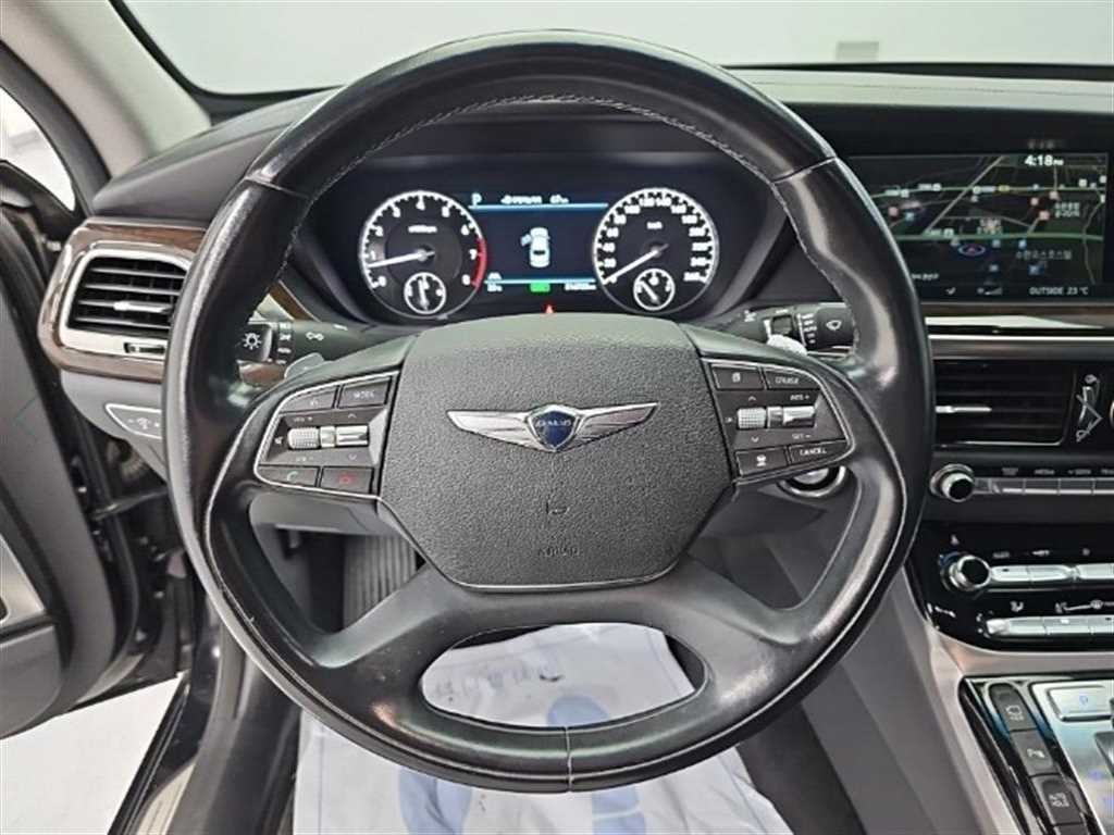 제네시스 EQ900 3.8 GDI AWD 프리미엄 럭셔리 이미지 9